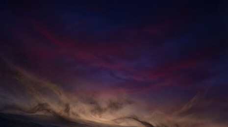 沙漠夜空星辰与尘埃