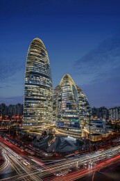 中国北京望京SOHO夜景天际线