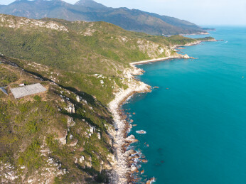 深圳大鹏半岛山海相连海岸线风光