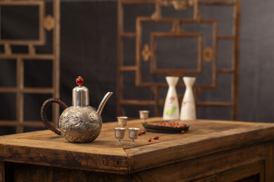 运城银制凤纹中式酒壶