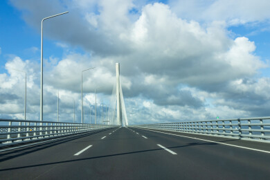 广东黄茅海跨海通道行驶视角