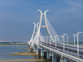 广西北海西村港大桥特写