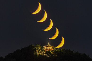 杭州西湖三台阁月落峨嵋月