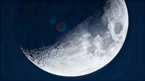 月球表面特写星空背景