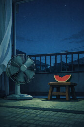 夏夜阳台旧风扇与西瓜