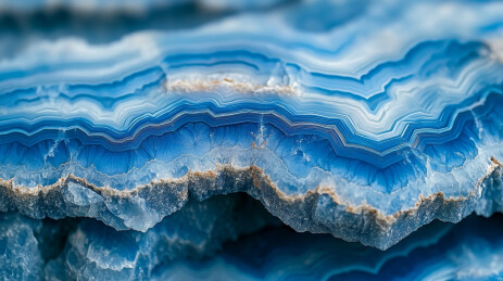 蓝白相间的玛瑙切面