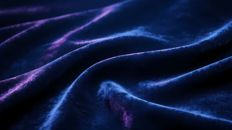 深蓝布料紫光晕