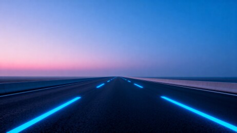 未来感蓝色公路延伸至天际