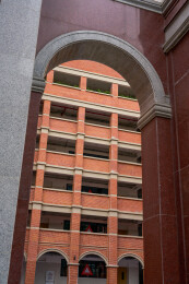 中国广西南宁中山路小学红砖教学楼建筑