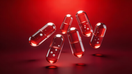 发光透明胶囊红背景