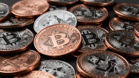 比特币硬币堆叠特写