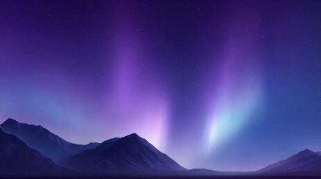 极光映照雪山夜景