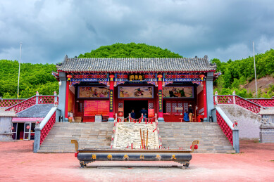 中国黑龙江黑河市龙寿山关帝庙