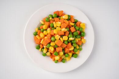 豌豆玉米胡萝卜混合蔬菜丁