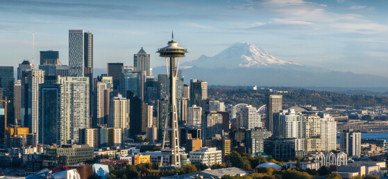 美国西雅图太空针塔城市高楼天际线风光航拍