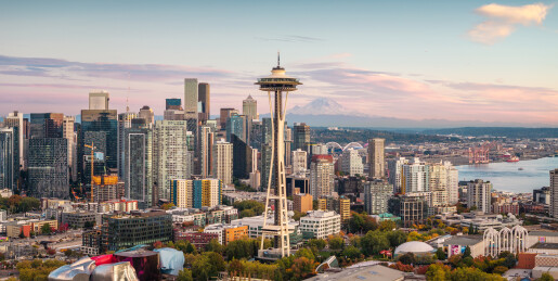 美国西雅图太空针塔城市高楼天际线风光航拍