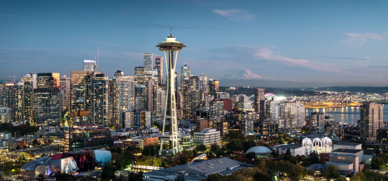美国西雅图太空针塔城市天际线夜景风光航拍