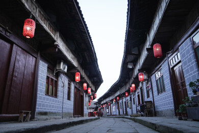 巴中恩阳古镇古巷红灯笼夜景