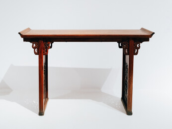 明代黃花梨龙凤纹翘头案