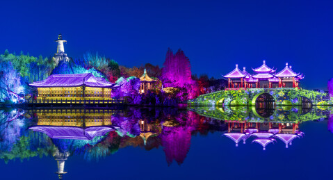 扬州瘦西湖夜景，烟花三月下扬州