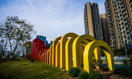 成都马年春分龙抬头一品天下天街春意盎然