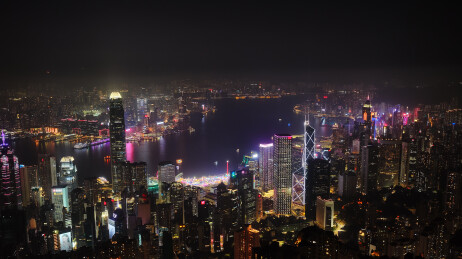 中国香港中环维多利亚港两岸城市灯光夜景