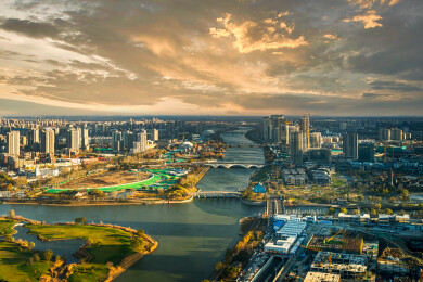 北京通州城市副中心运河沿岸现代都市景观