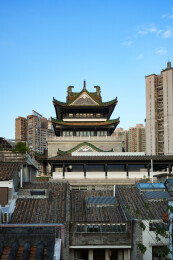 广州永庆坊八和阁和城市天际线