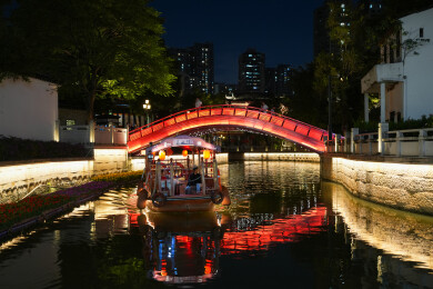 广州永庆坊红桥荔枝湾涌夜景
