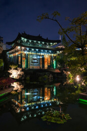 广州永庆坊粤剧艺术博物馆戏台广福台夜景