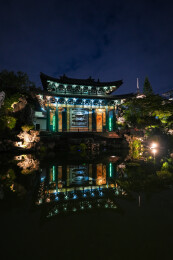 广州永庆坊粤剧艺术博物馆戏台广福台夜景