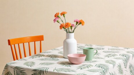 餐桌花瓶餐具静物摆拍