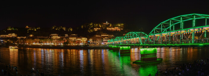 甘肃兰州中山桥黄河铁桥夜景实拍