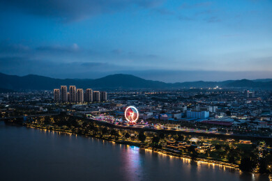 中国福建漳州世芗城区九龙江夜景