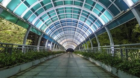 时空隧道