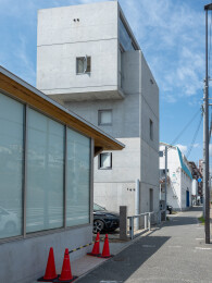日本兵库明石舞子安藤忠雄4X4House