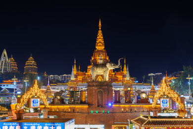 云南西双版纳告庄西双景夜景
