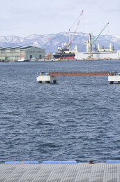日本北海道冬季函馆城市建筑与海景风光