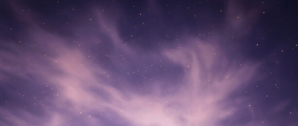 紫色星云夜空飘渺云雾星光