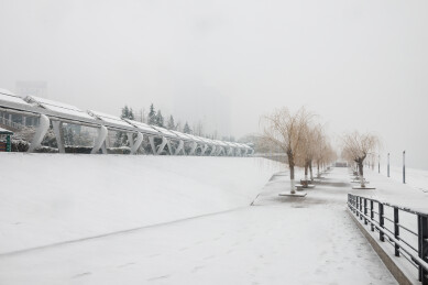 大雪覆盖的武汉汉口江滩公园