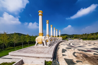 中国江苏省南京市牛首山石像经幢柱装饰建筑
