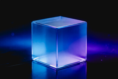 透明发光水晶立方体霓虹光影效果