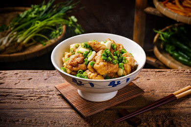 青椒焖油豆腐