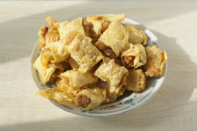 炸野鸡脖，传统美食静物特写，中餐家常菜