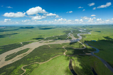航拍九曲黄河若尔盖草原湿地蜿蜒河流大景