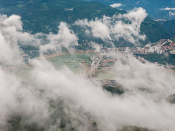 中国湖北恩施市巴东县巫峡口风景区夏季风光
