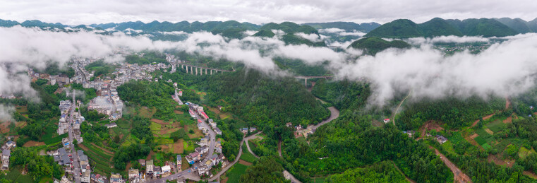 中国湖北恩施市建始县夏季自然风光