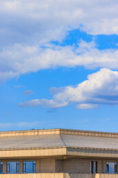 前门楼子与CBD同框