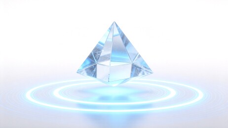 蓝色晶体金字塔悬浮发光
