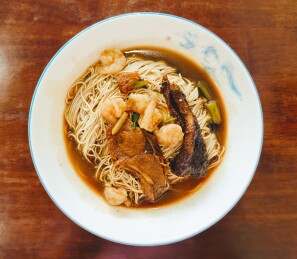 常熟特色热炒鳝背虾仁爆鱼浇头面